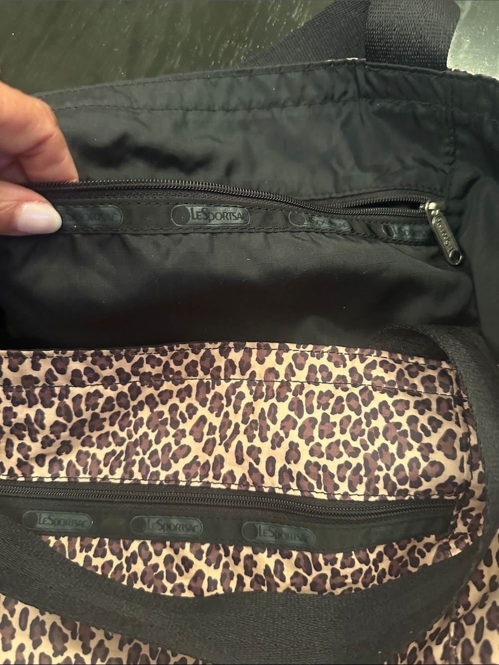 LE SPORTSAC VINTAGE Y2K CHEETAH PRINT XL TOTE NYLON WASHABLE W/ ZIP POCKET - Picture 5 of 7